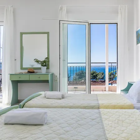 Belvedere Skopelos Aparthotel